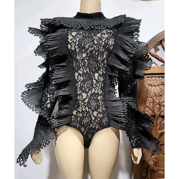 The Sang ~ Dramatic Ruffles Lace Black Size L Ladies Bodysuit Zip Back #01 - Picture 4 of 13